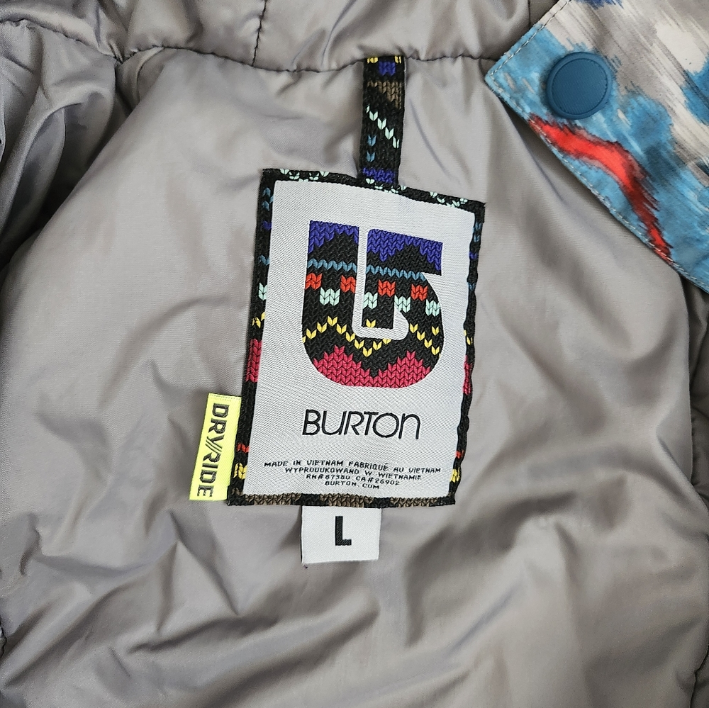 Burton snowboarding jacket - Picture 3 of 5
